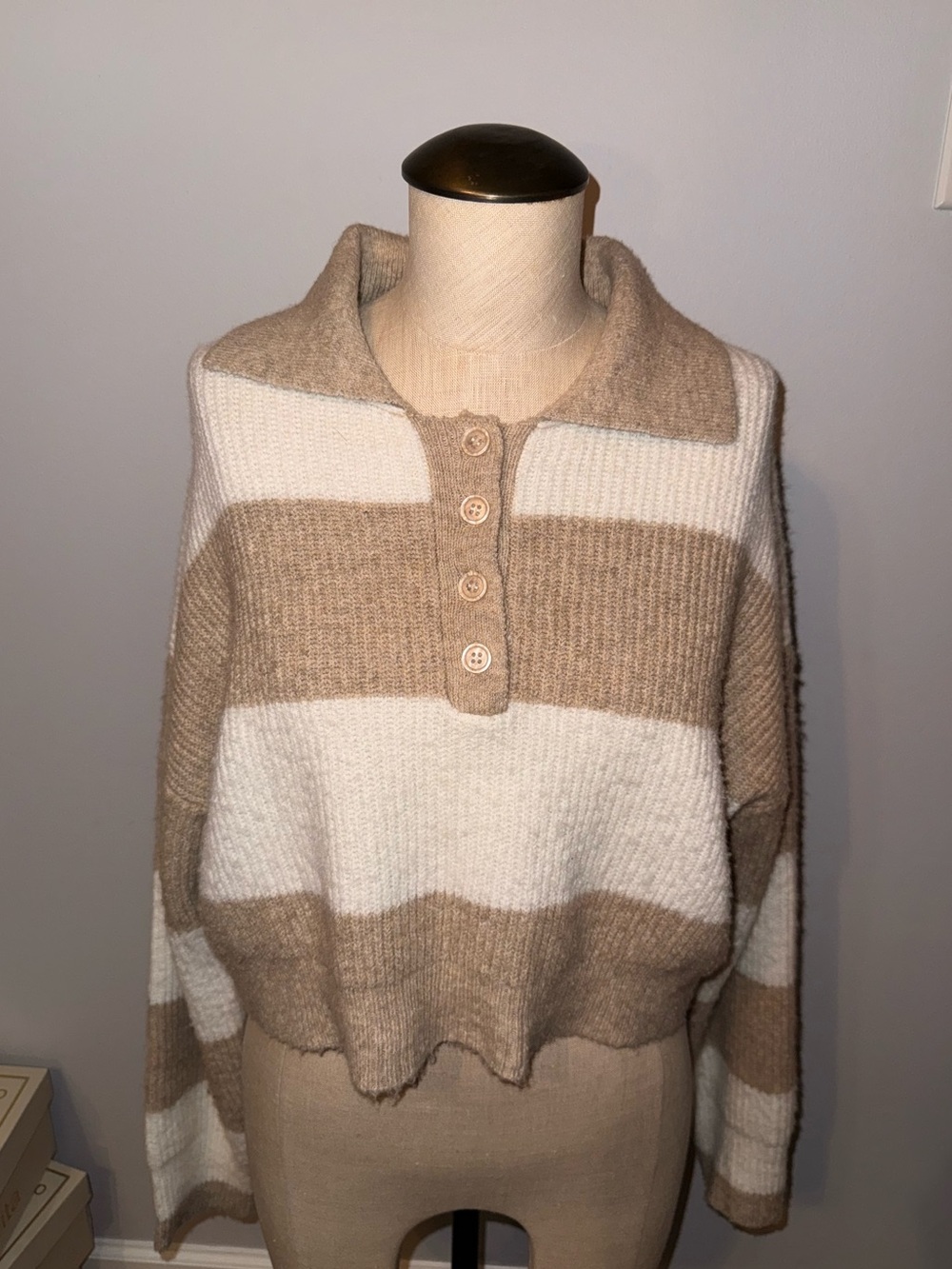 Vestique Boutique Striped Polo Sweater Top Size Small